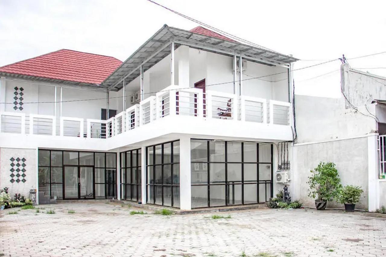 Samar Wulu Guest House Syariah Mitra Reddoorz Near Ketapang Ketapang  外观 照片